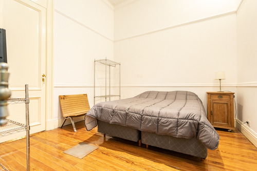 Departamento Piso Estilo Frances 160 Metros Reciclado -zona Plaza San Martin- Retiro- Prox Puerto Madero -ideal Inversor Equipado Renta Temporaria.