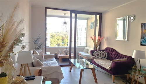 Departamento En Venta De 2 Dorm. En Las Condes 2 Estacionam