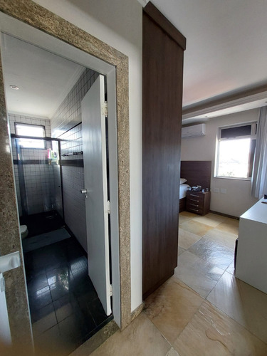 Apto No 8º Andar No Esplanadinha Em Gov. Valadares, 3 Quartos E 4 Banheiros (1 Suíte)