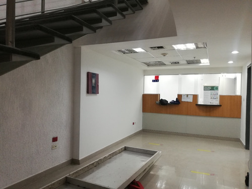 Imagen 6 de 13 de Local Comercial En Centro Comercial Buenaventura. Ndd