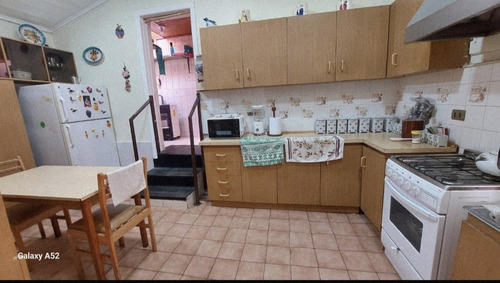Venta Casa Con Local, Ideal Para Hostal , Cerro Merced Valp.