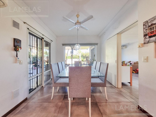 Venta Casa 4 Dormitorios Country Carlos Pellegrini Fisherton