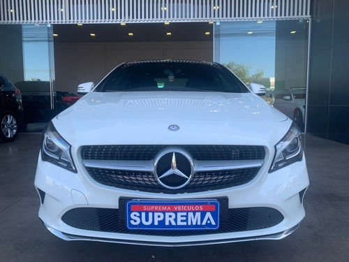 Imagem 2 de 14 de Mercedes Cla 200 Vision