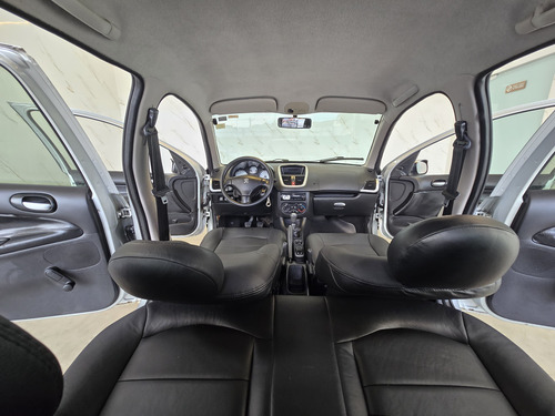 Peugeot 207 1.4 Xr Flex 5p