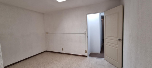 Edificio Comercial En Venta En La Colonia Gabriel Ramos Millán