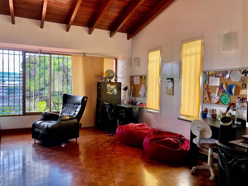 Imagen 10 de 16 de Vendo Casa 420m2 5h/5b/2p Los Palos Grandes 9982