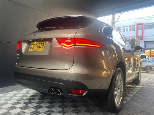 Jaguar F-PACE 2.0 Prestige At 2017