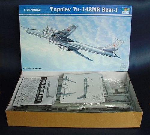 1/72 tupolev Tu142mr Oso J Ruso Bomber