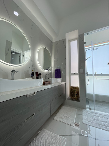 Apartamento Remodelado En Venta 240 M2 Con Terraza En Mirador De Los Campitos