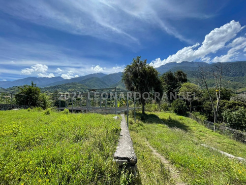 Se Vende Terreno De 1.400 M² En El Arenal, Sector San Mateo, Mérida.