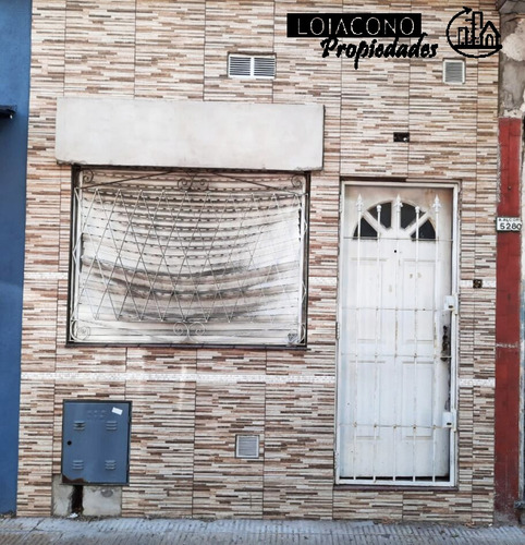 Imagen 2 de 9 de Local O Monoambiente - Amancio Alcorta 5200 - Loiacono Propiedades