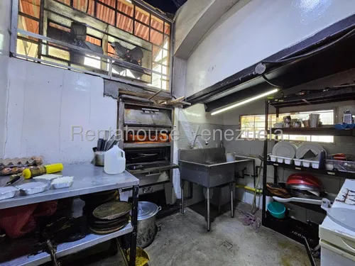 Maria E. Vende Negociable!! Excelente Inversión !!! Negocios De Alimentos Y Bebidas Totalmente Activo Y Operativo, Con Los Equipos Necesarios Para Continuar Facturando!!! En Zona Este, Lara#25-21649*
