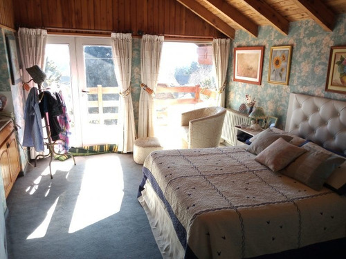 Imagen 10 de 17 de Venta Casa De 6 Dorm. En Melipal, San Carlos De Bariloche