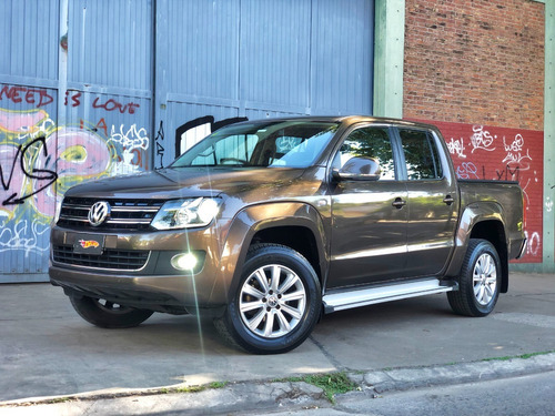Volkswagen Amarok Highline - 4x2 - Manual - Permuto/financio