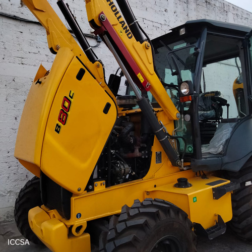 Retroexcavadora New Holland B80c 4x4 Con Kit Año 2023