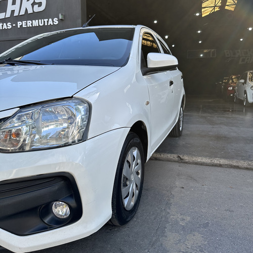 Toyota Etios 1.5 X 6mt My19