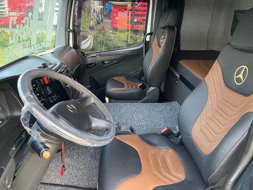 Mercedes Benz Axor 2544 6x2 Ano 2014 Automático Com Ar Cond