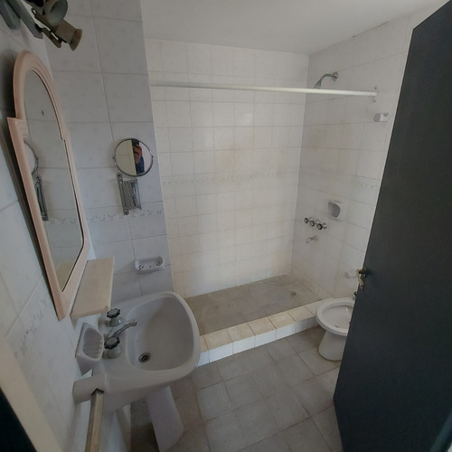 Venta. Roldan. 3 Dormitorios Piscina. Terreno Forestado De 788 M2 Permutas!!! Bajo Su Precio