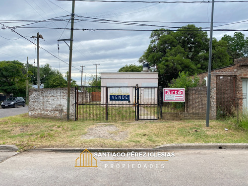 Casa A Remodelar Con Parque En Lujan