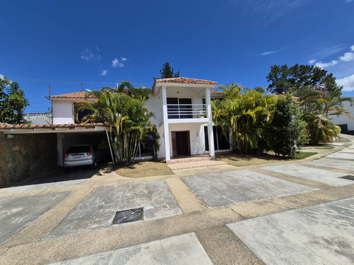 Casa En Venta El Hatillo Topotiama