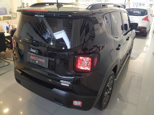 Imagen 23 de 24 de Jeep Renegade 2018 1.8 Longitude At6