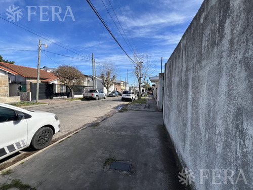 Venta De Terreno De 309 M2 En Bernal