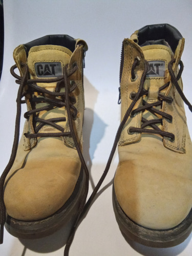 Botas Cat No. 40