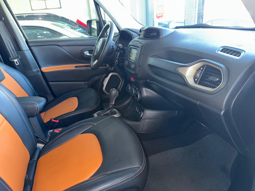 Jeep Renegade 1.8 16V FLEX LONGITUDE 4P AUTOMÁTICO
