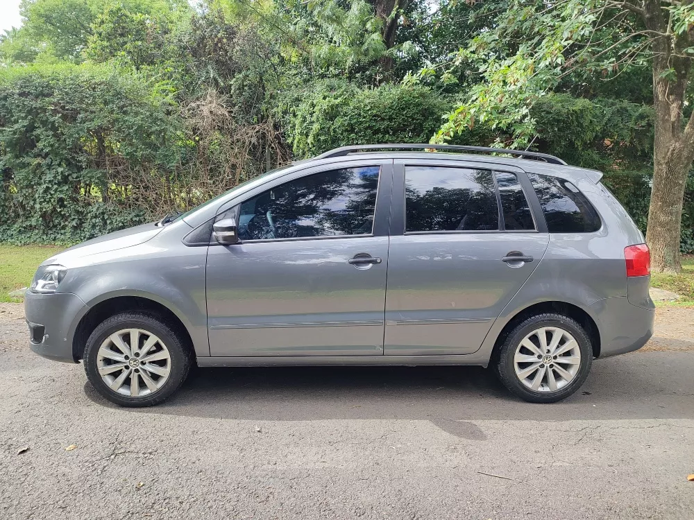 Volkswagen Suran 1.6 Trendline 11b