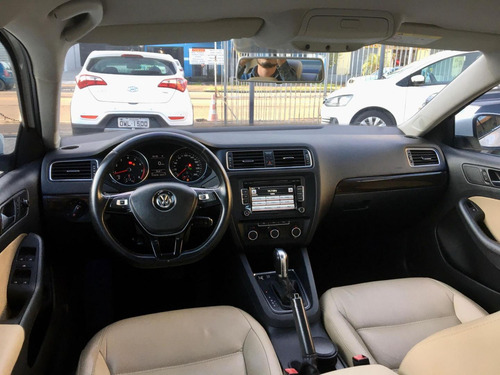 Volkswagen Jetta Cl Aa 2015