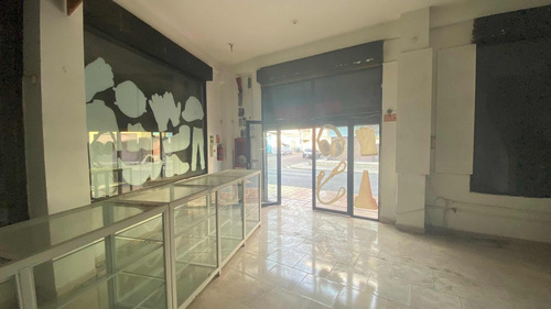 Local Comercial En Alquiler Puerto La Cruz Calle Libertad