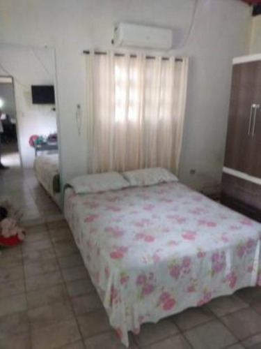 Imagem 5 de 14 de Chácara Com Espaço P/ Piscina E 01 Quarto. Itanhaém/sp