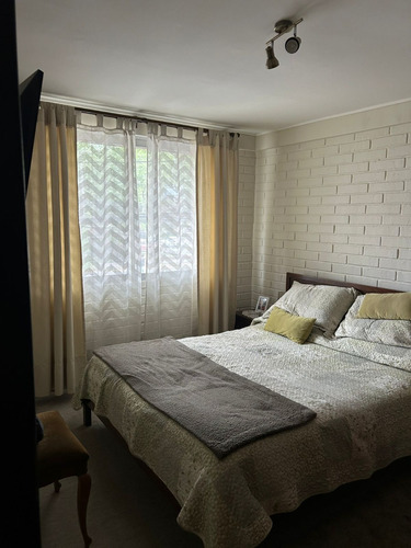 Excelente Casa Ubicada En Plena Av.jose Pedro Alessandri