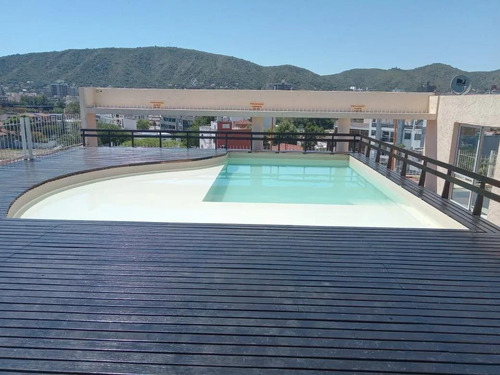 Imagen 2 de 12 de Departamento En Venta - 2 Dormitorios 1 Baño 100mts2 - Villa Carlos Paz