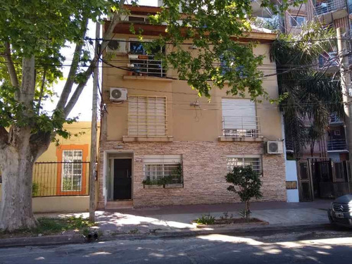 Imagen 1 de 14 de Departamento En Venta En Moron Centro