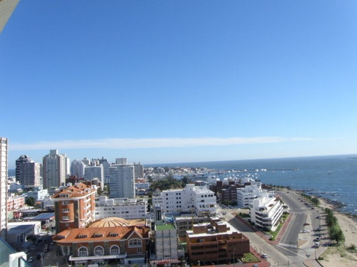 Alquiler Temporario De Apartamento 3 Dormitorios En Penínsul