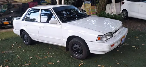 Mazda 323 1.3 Hs
