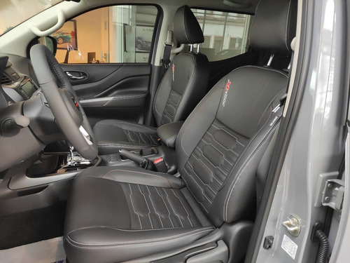 Imagen 7 de 13 de Nissan Frontier Pro - 4 4 X 4 Diesel Automatica 2.5 2022 0km
