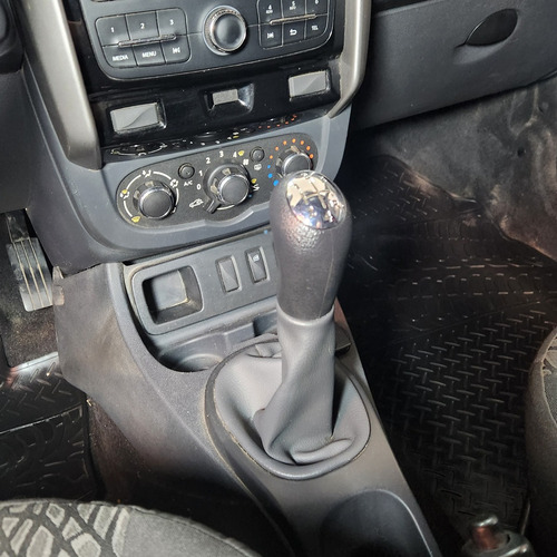 Renault Duster Oroch 1.6 Outsider