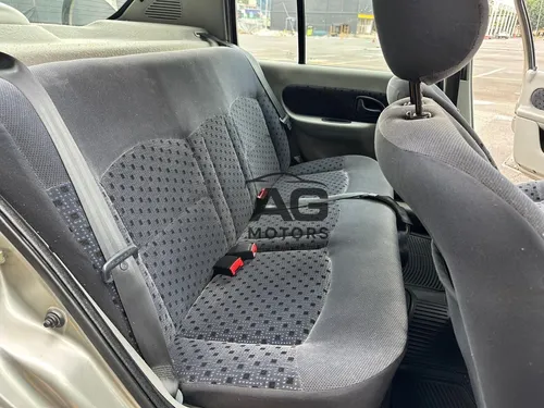 Nissan Platina 1.6 A At