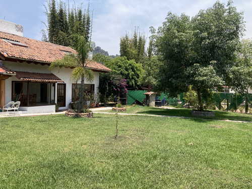 Casa En Renta, San Pablo, Valle De Bravo. (er) 