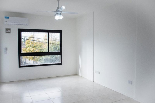 Departamento Alquiler 1 Dormitorio En Paseo Gallesio, Centro Zarate