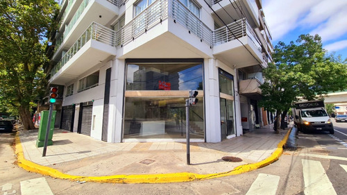 Av Córdoba Al 5400 - Local En Esquina A Estrenar