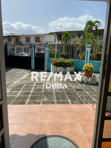 Casa De 253?m2 En Villa Heroica Se Vende Con Muebles Y Todo