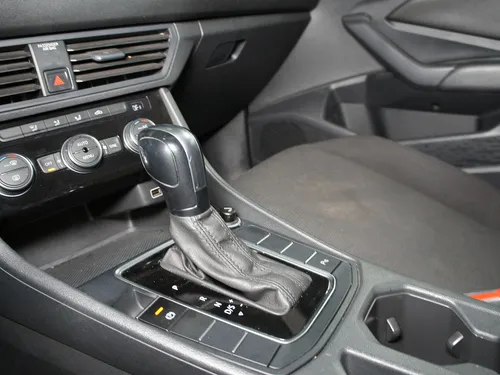 Volkswagen Jetta Vii 1.4 Tsi Comfortline