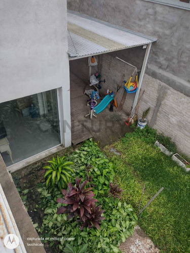 Venta De Casa De 4 Dormitorios En Esperanza, Santa Fe.