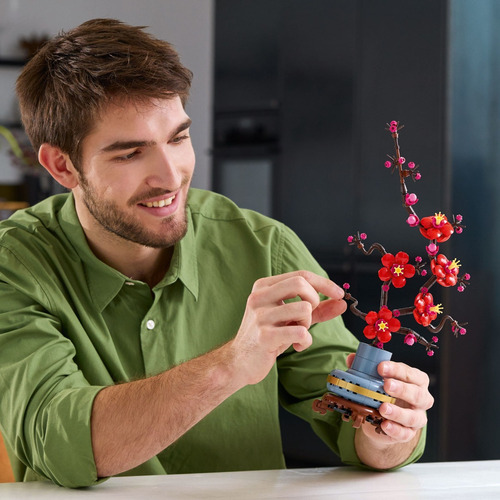 Kit Construcción Lego® Botanicals Flor De Ciruelo Roja 10369
