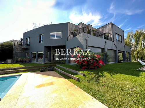 Casa En Venta En Barrio Cabos Del Lago Nordelta Tigre Lote De 1200 M2
