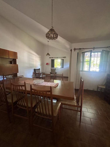 Vende Casa 3 Dorm En Barrio Urca!