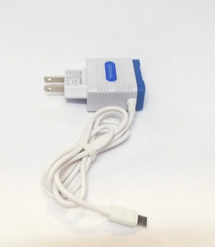Cargador Cdq 365 V8 3 Salidas Usb